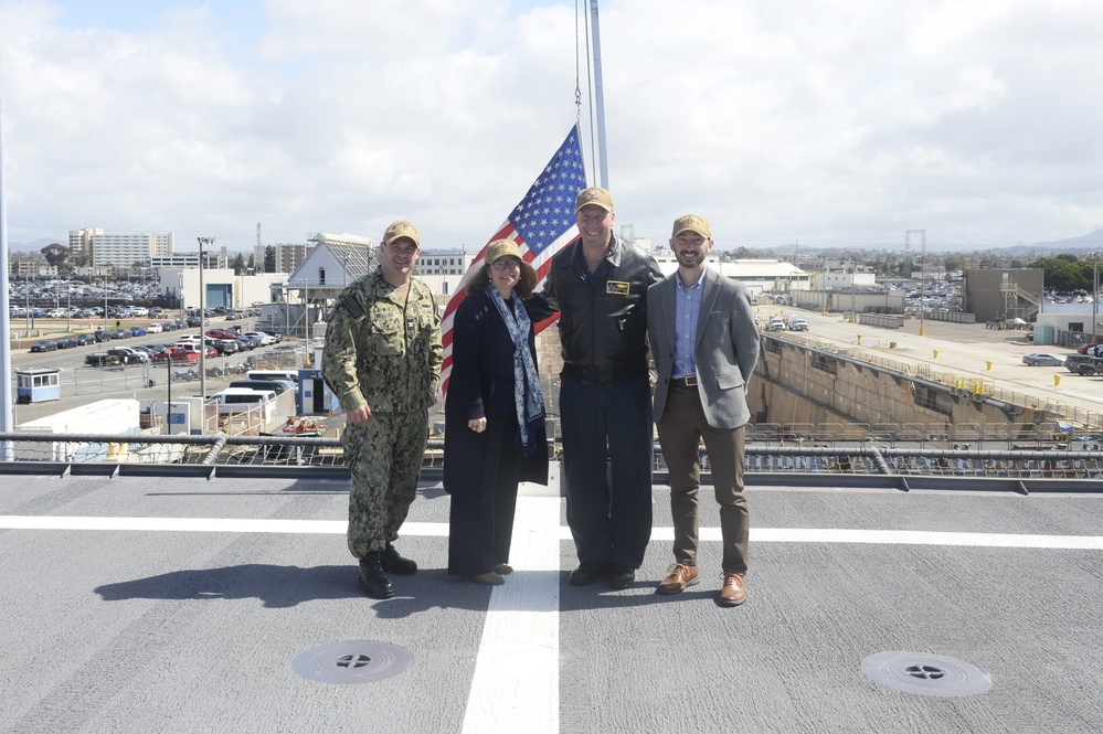 USS Montgomery (LCS 8) Hosts STAFFDEL Tour