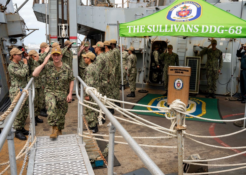 2nd Fleet commander visits Naval Station Mayport