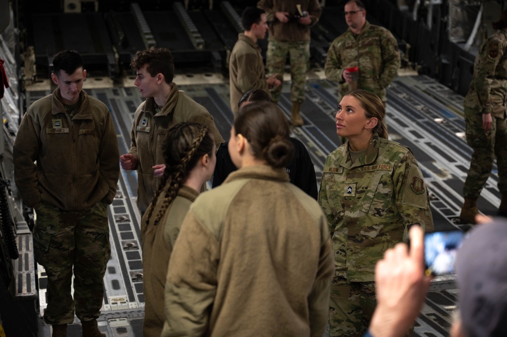 911th Airlift Wing Opens Doors to ROTC Detachment 730 for Base Tour