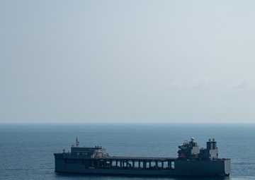 USS Miguel Keith Steams in the Gulf of Thailand