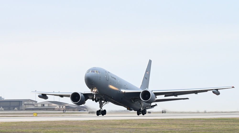 22 ARW conducts first test flight with WARPs