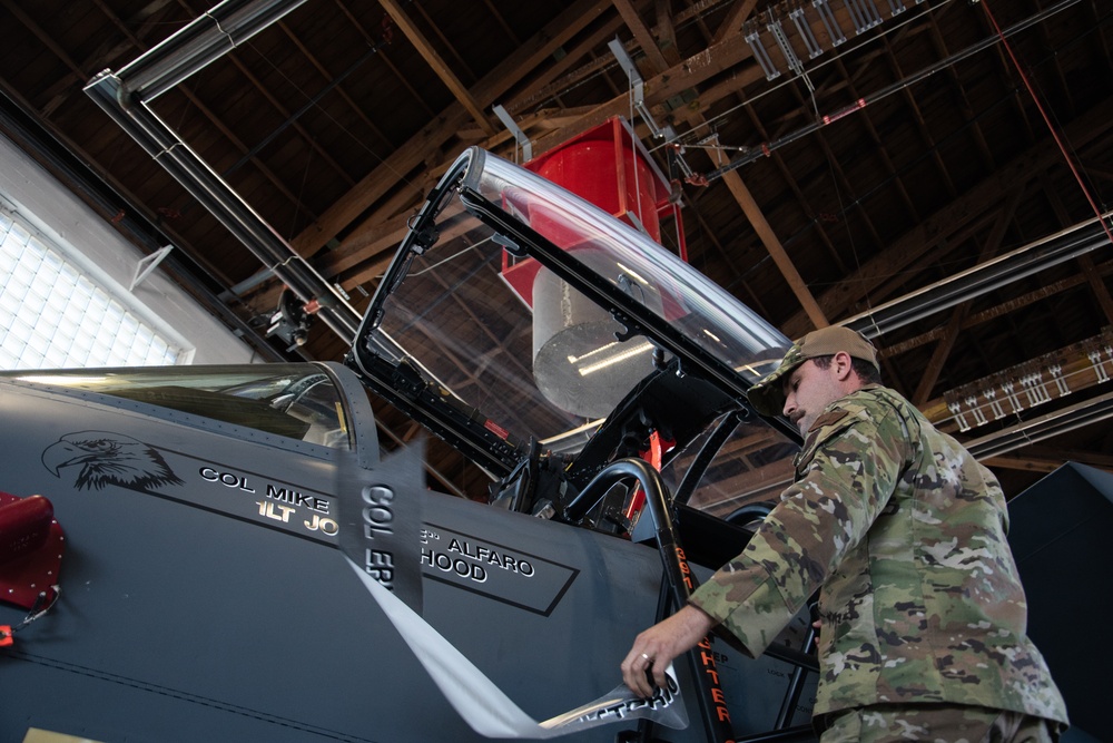 Col. Michael Alfaro takes command of the 366th Fighter Wing