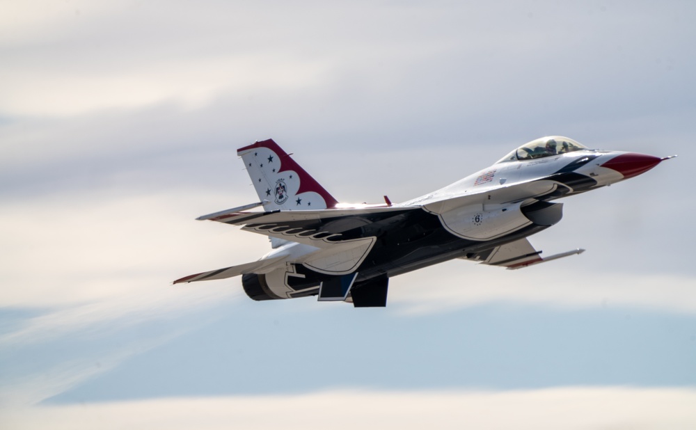 Thunderbirds kick off 2024 season at Luke AFB