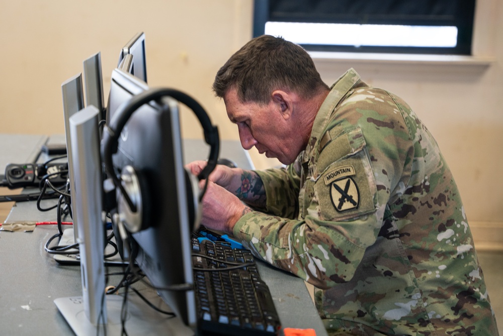 HHBN, 10th Mountain Division Conducts Command Post Exercise 1B