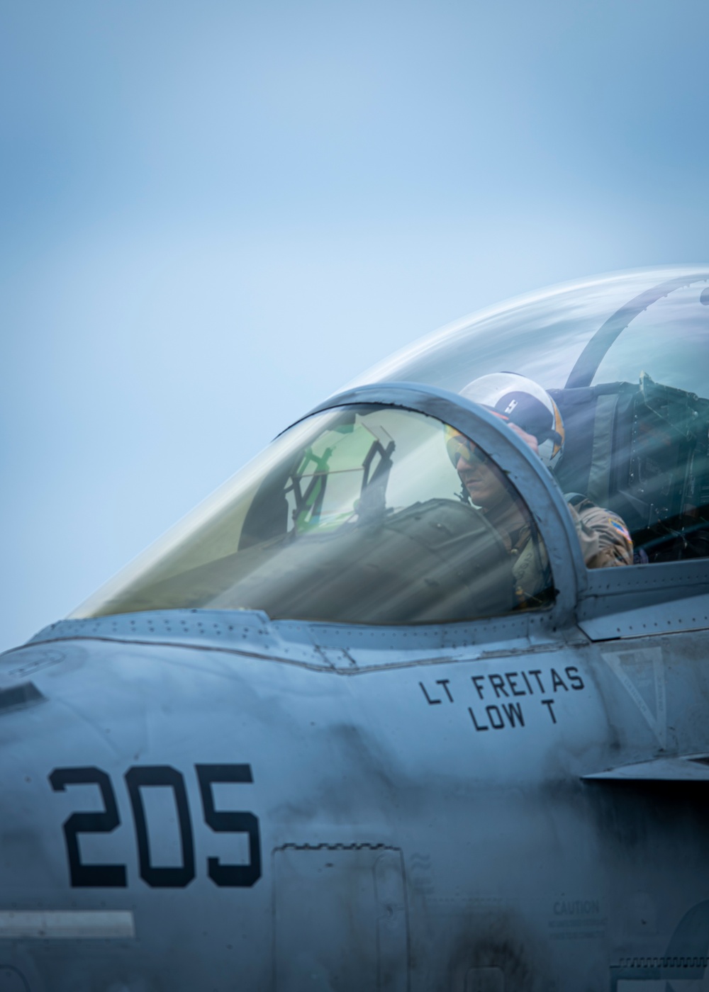 Comin' in hot; Aircraft arrive for Tampa Bay AirFest