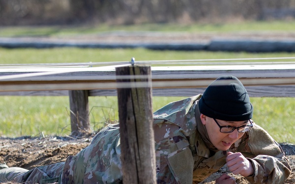 451st and 103rd ESC BWC Obstacle Course