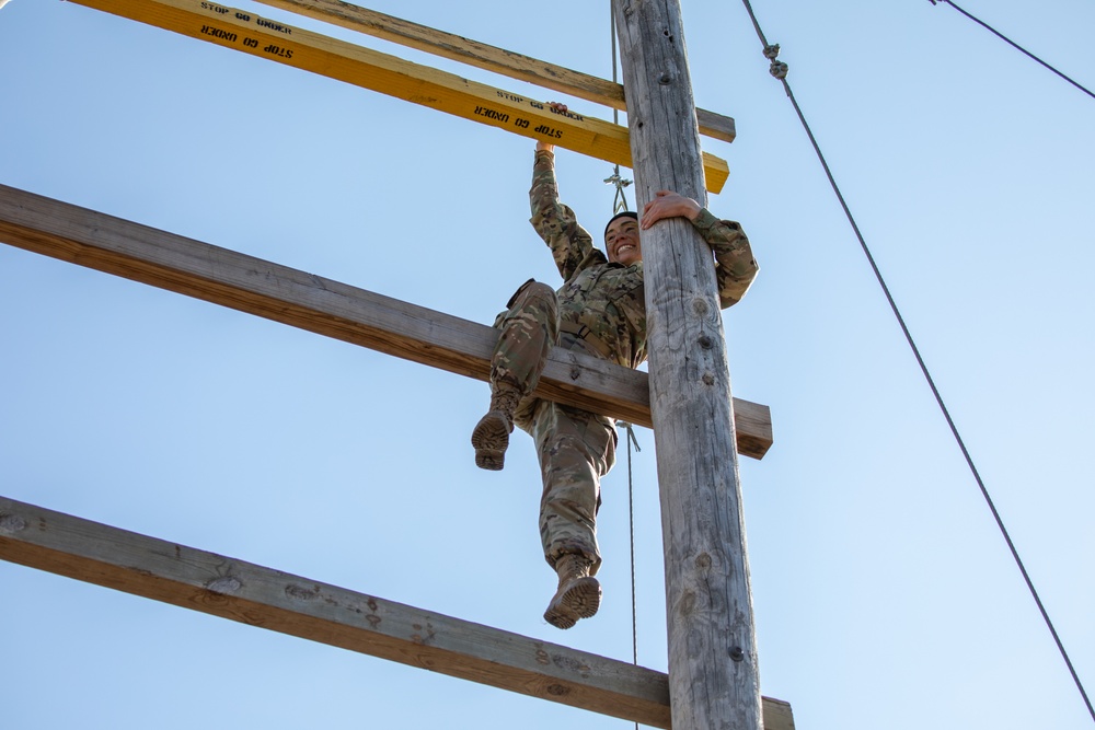 451st and 103rd ESC BWC Obstacle Course