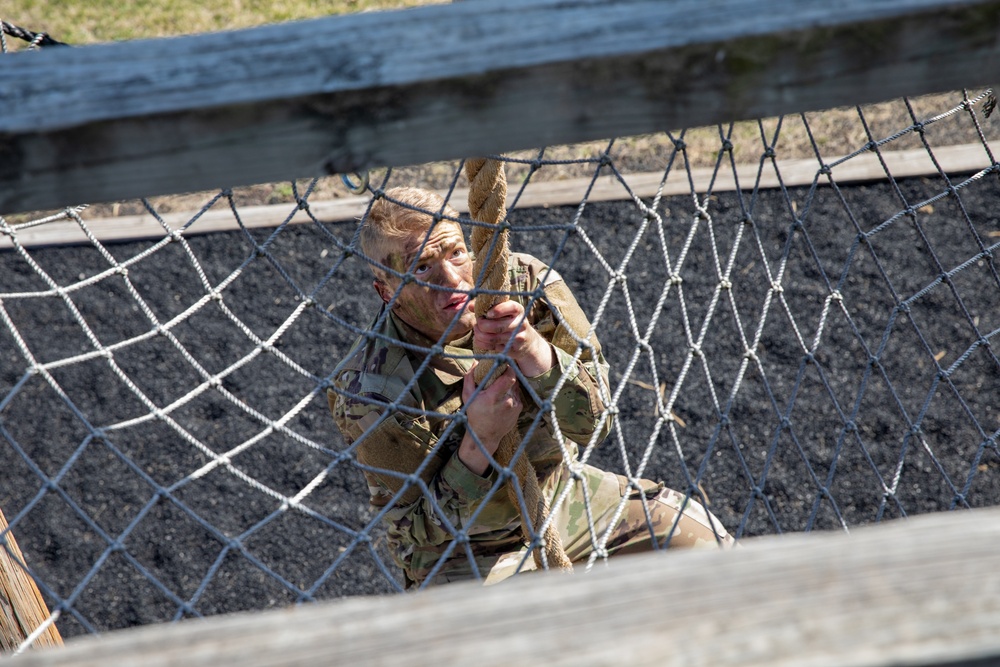 451st and 103rd ESC BWC Obstacle Course