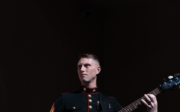 U.S. Marine Corps Parris Island Band visits Jonhson City, Tennessee