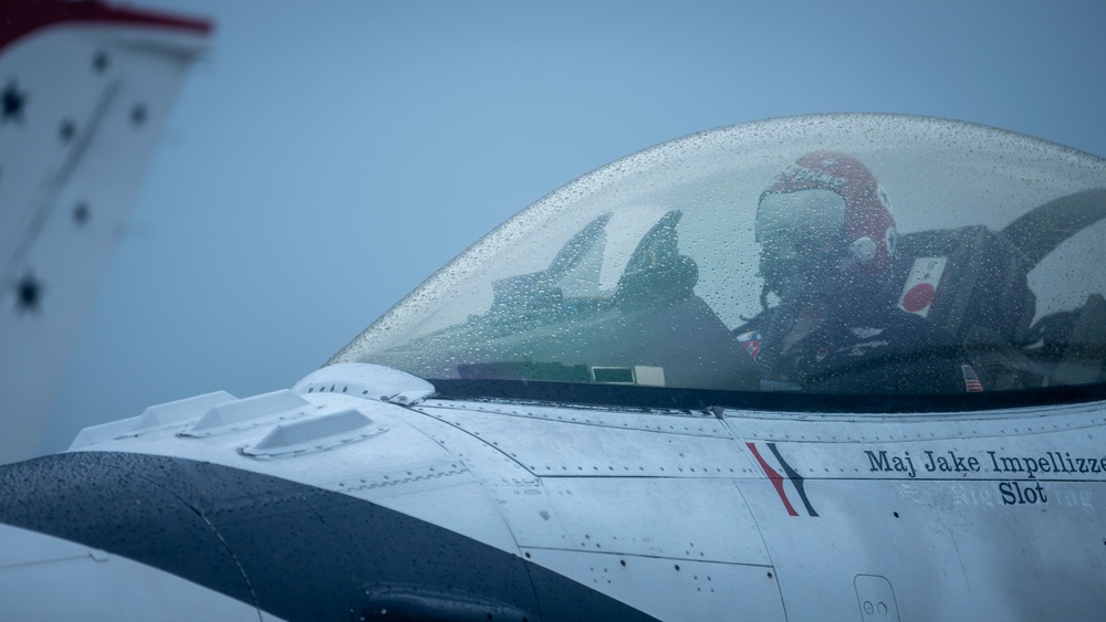 Thunderbirds arrive for Tampa Bay AirFest