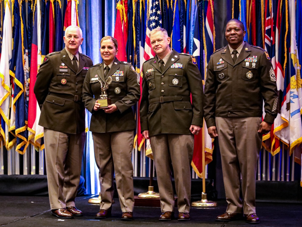 Army Guard Conference Recognizes Top Recruiting, Retention Soldiers