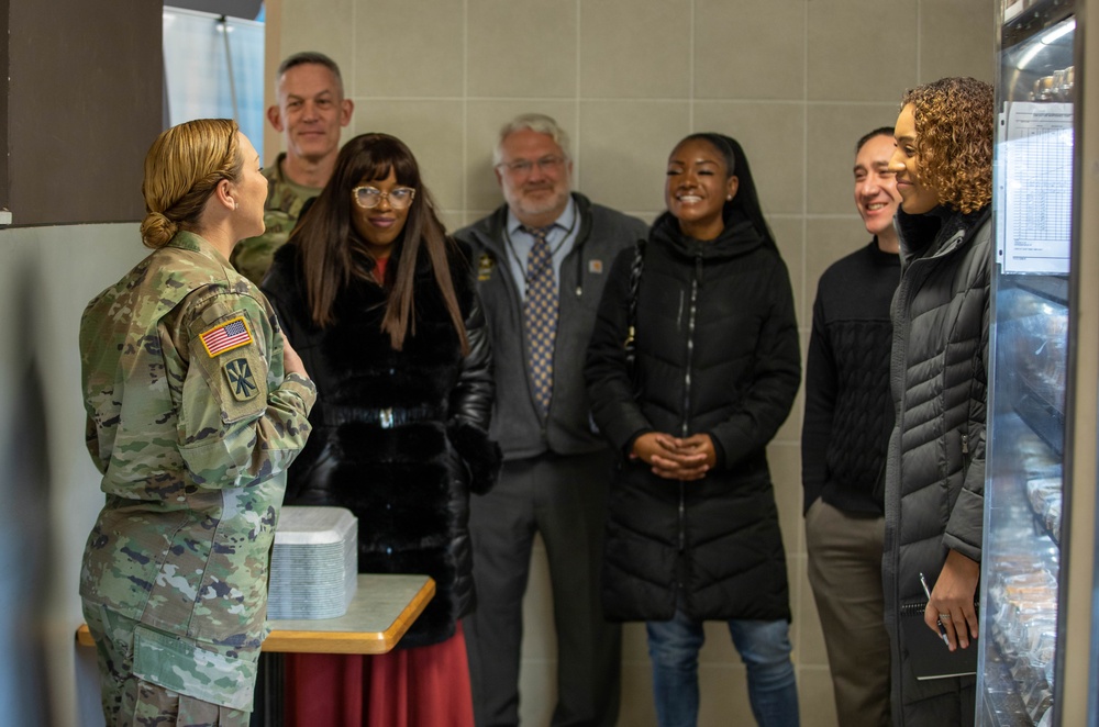 Congressional staff members visit Fort Carson