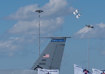 Tampa Bay AirFest practice show