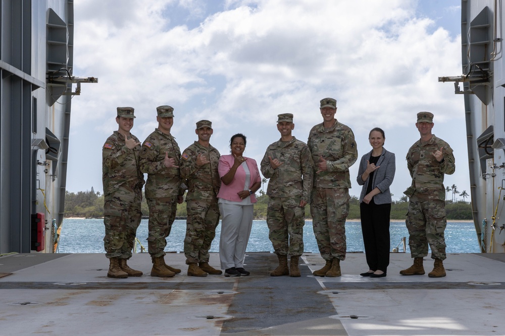 Army General Counsel visits LSV 7