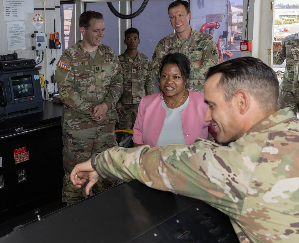 Army General Counsel visits LSV 7