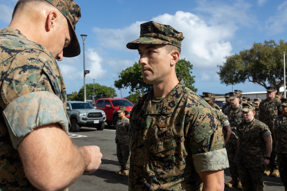 1st MAW Commanding General visits MAG-24