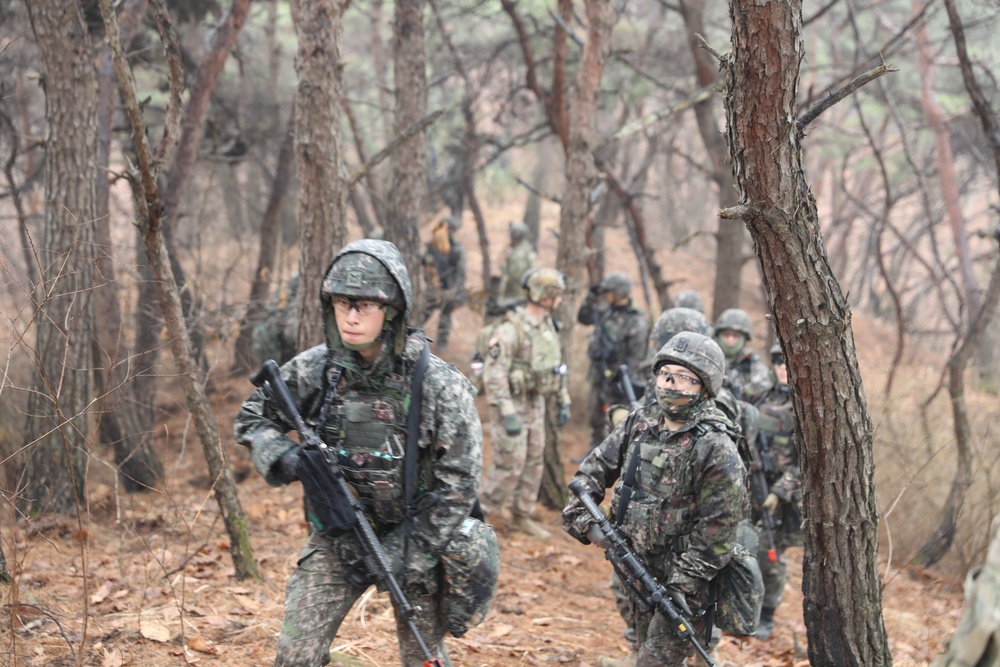 Republic of Korea soldiers conduct preparatory training