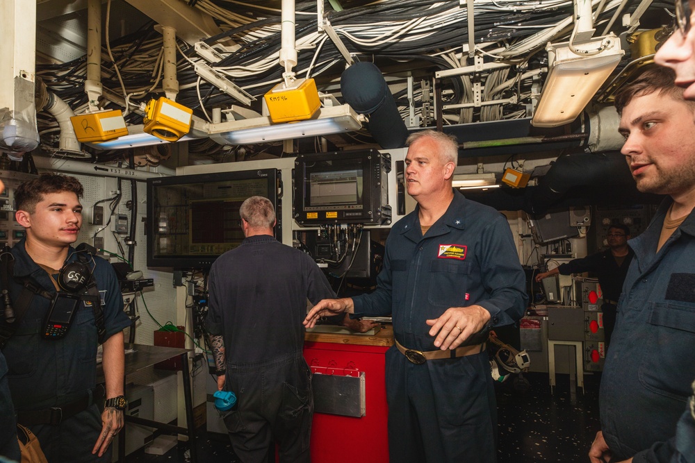 Commander, Carrier Strike Group 9 visits USS John S. McCain