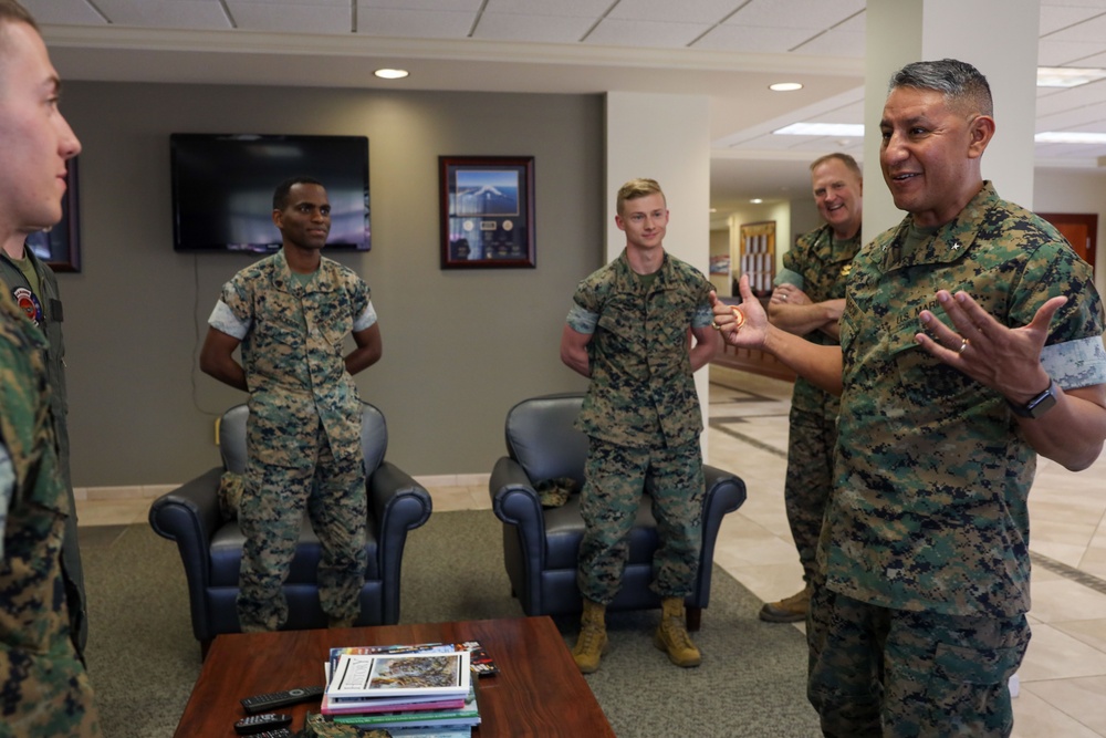 MCIEAST CG visits MCAS Beaufort