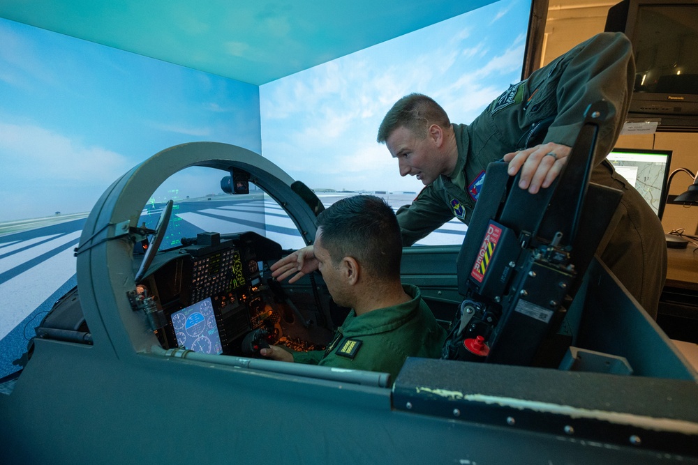 Fuerza Aerea Mexicana visits Laughlin