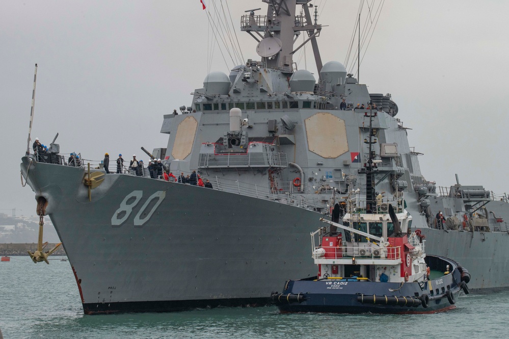 USS Roosevelt Completes Maintenance Period in Spain