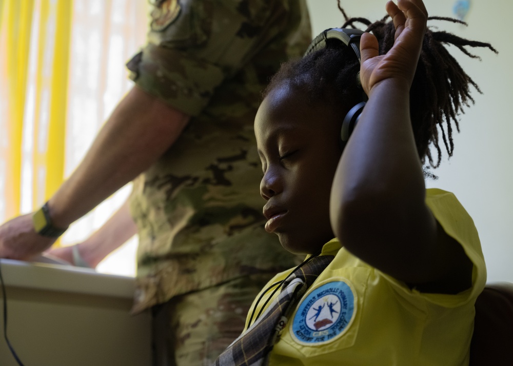 Air Force medical team launches LAMAT assistance mission in St. Kitts and Nevis