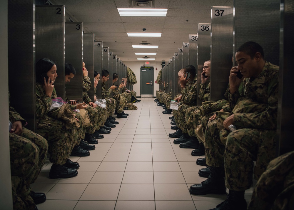 Recruits Call Home At Recruit Training Command