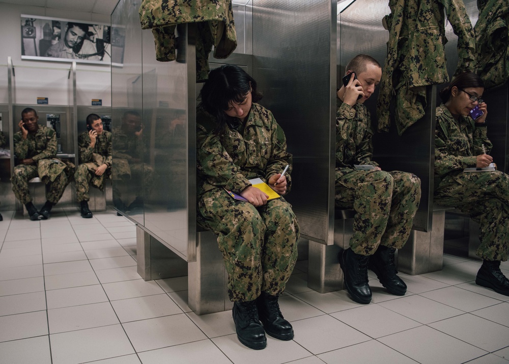 Recruits Call Home At Recruit Training Command