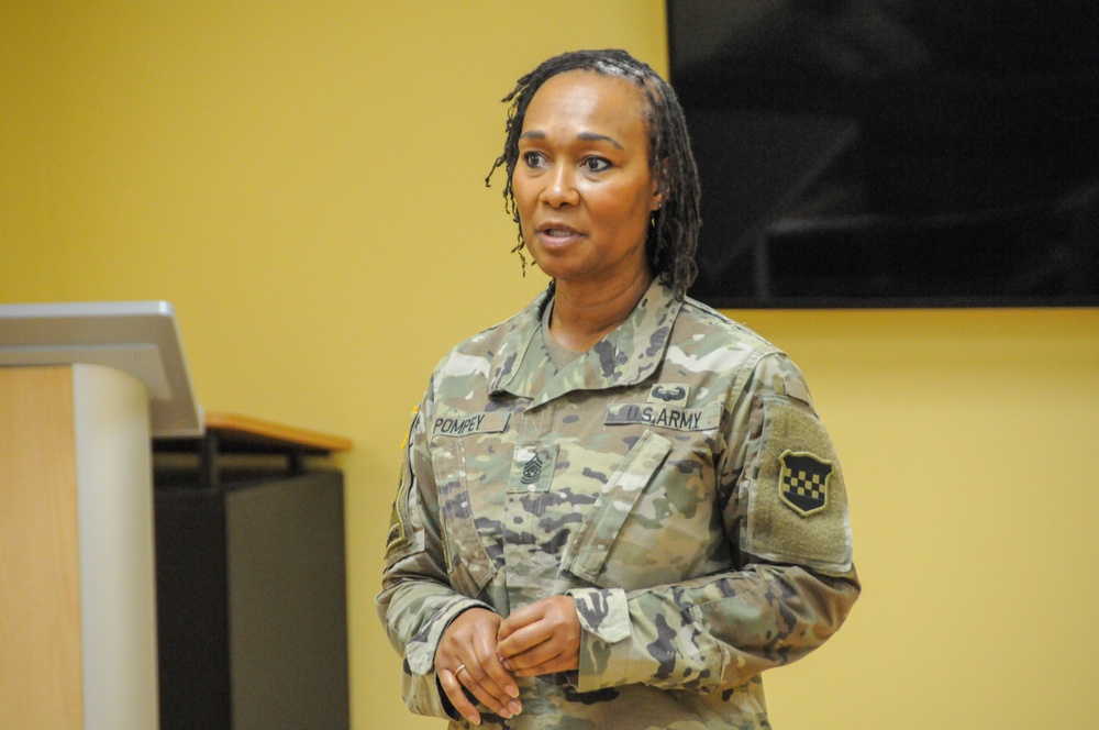 Army Reserve division hosts senior-enlisted leader symposium