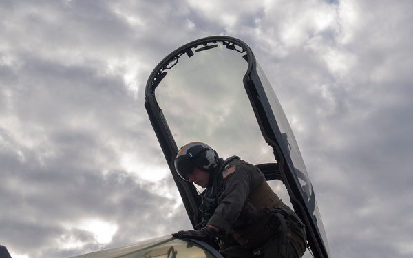 VX-9 at Sentry Aloha 24'