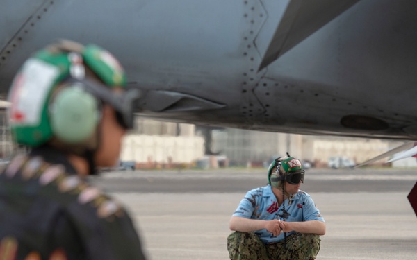 VX-9 at Sentry Aloha 24'