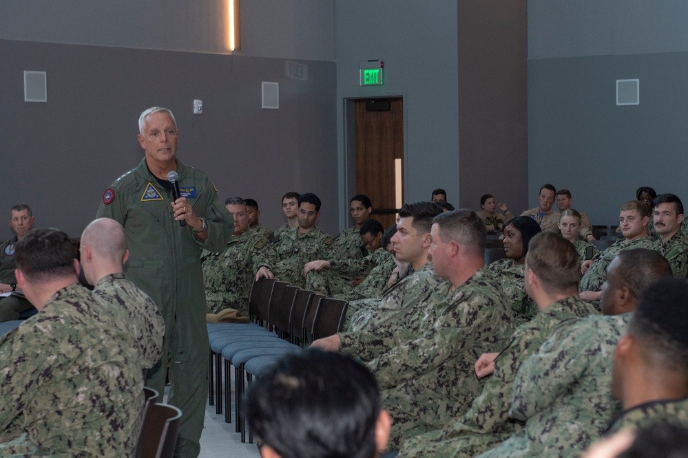 VADM Cheever visits NAWS China Lake