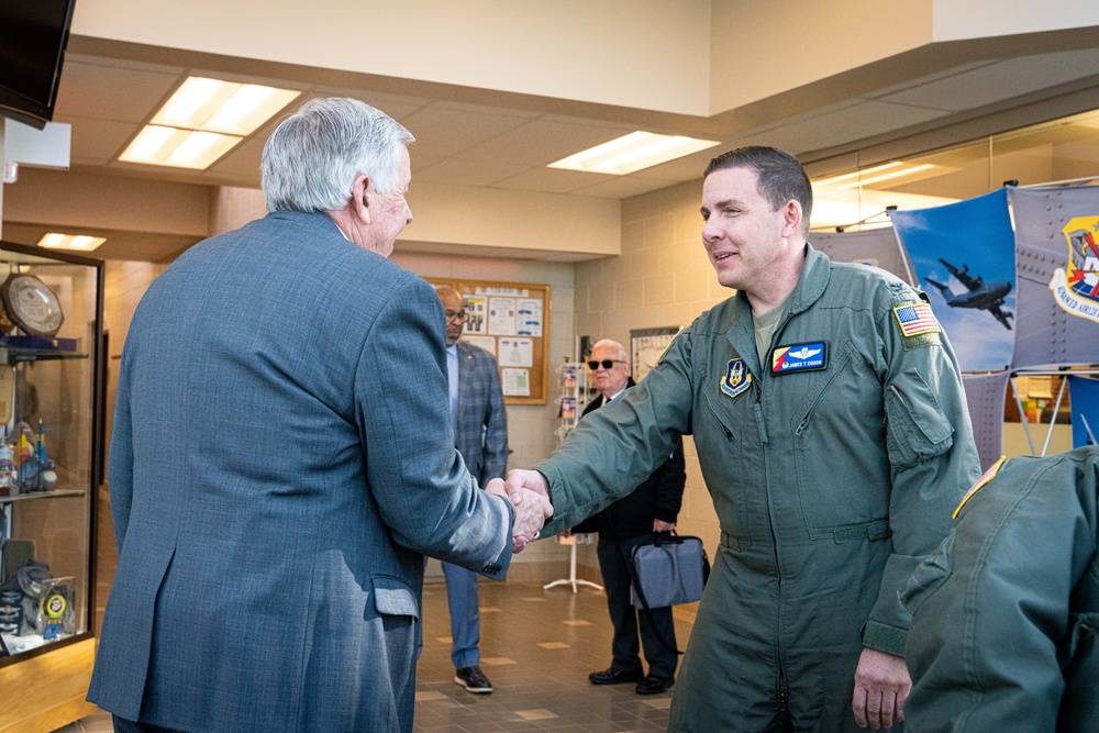 Governor Mike Parson attends MMPEC meeting while visiting Rosecrans