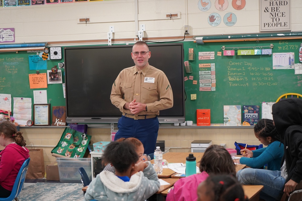 Marine Corps Security Force Regiment (MCSFR) supports career day event in Newport News, Virginia