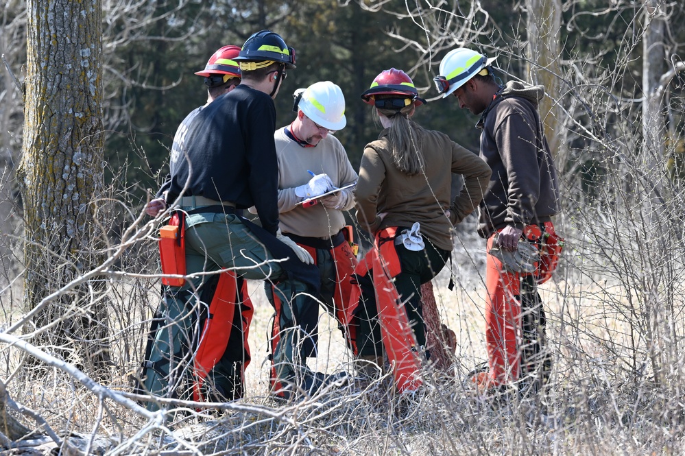 Air National Guard Airmen get Wildland firefighting training