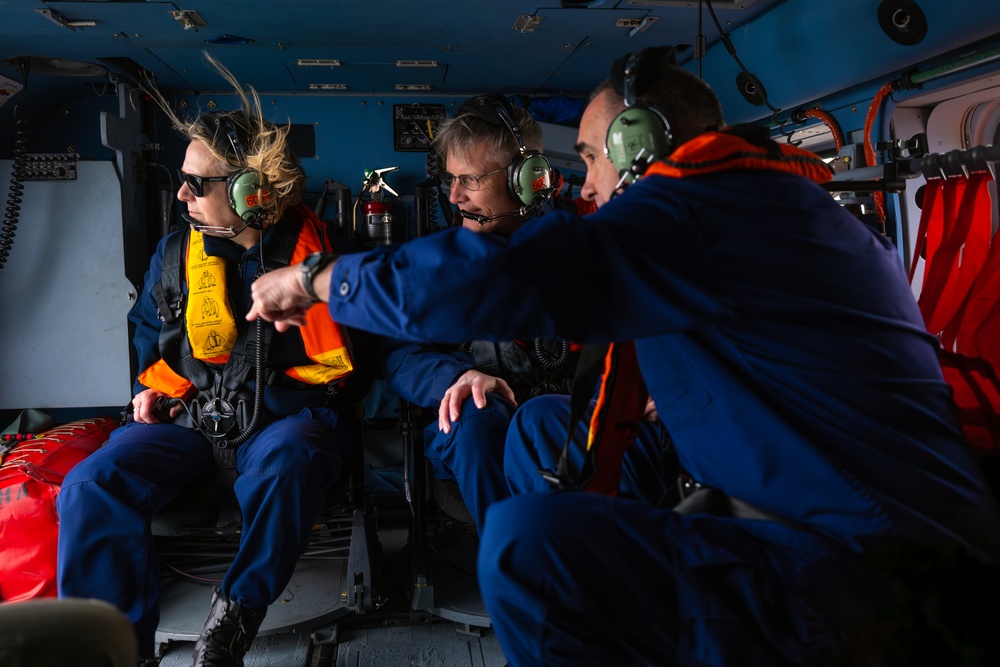 Coast Guard, local partners assess Francis Scott Key Bridge response