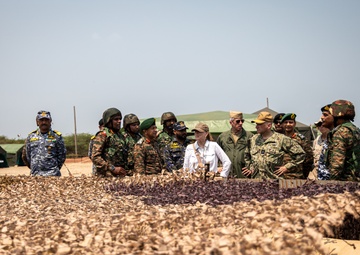 U.S. and Indian forces conduct amphibious operations for distinguished visitors at Exercise Tiger Triumph 2024
