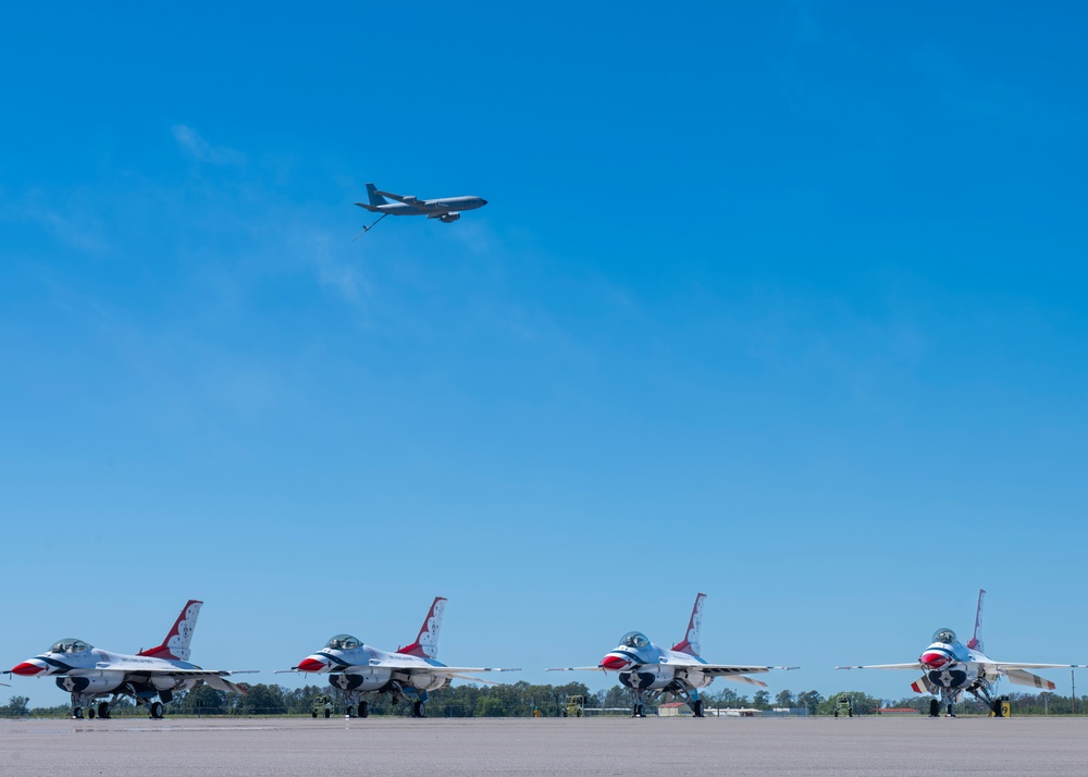 DVIDS Images Tampa Bay AirFest 2024 [Image 5 of 9]