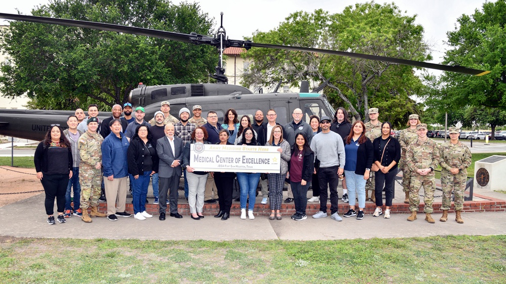 Los Angeles Recruiting Battalion MEDCoE Tour