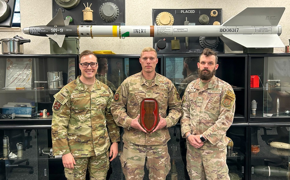 Grissom EOD defuses the competition, takes third in Army event