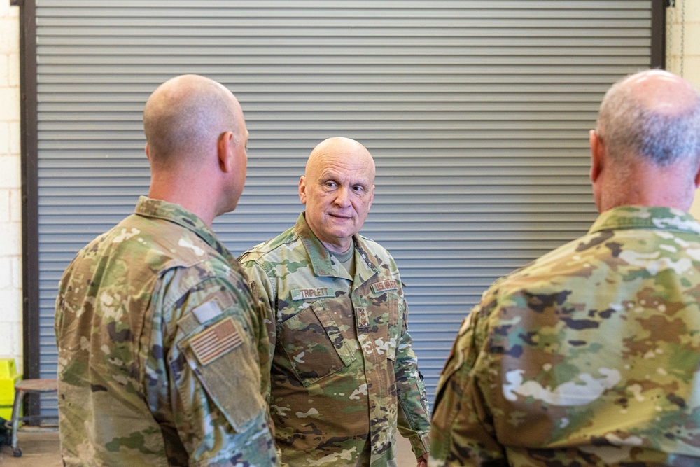 Missouri State leadership tours the AATTC to learn more of its mission for the mobility air force.