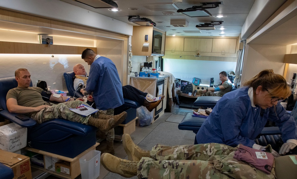 Army South Soldiers and Civilians make lifesaving donations during mobile blood drive