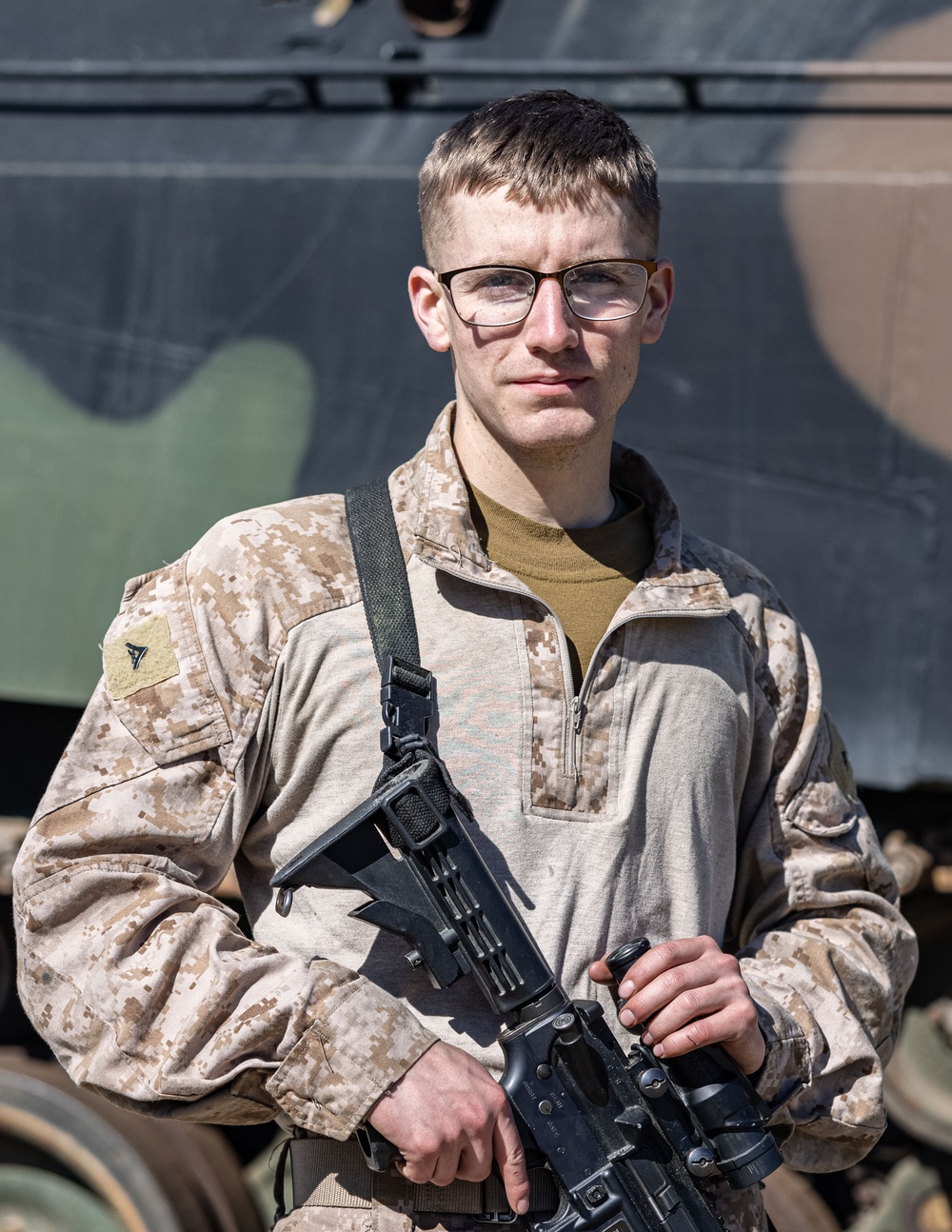 Marines with 4th Assault Amphibian Battalion conduct live-fire range