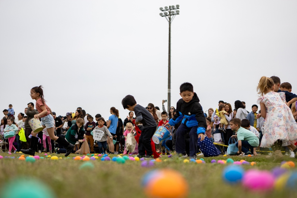 The Hunt is on: Marine Corps Air Station Iwakuni Chapel and Marine Corps Community Services Iwakuni hosts easter egg hunt