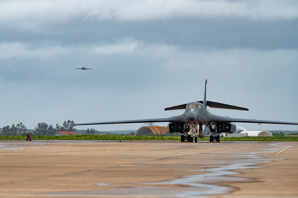 BTF 24-2: Bomber operations