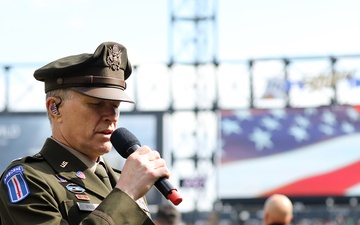 Country singer and Army Reserve Soldier Craig Morgan performs at opening day for Chicago White Sox