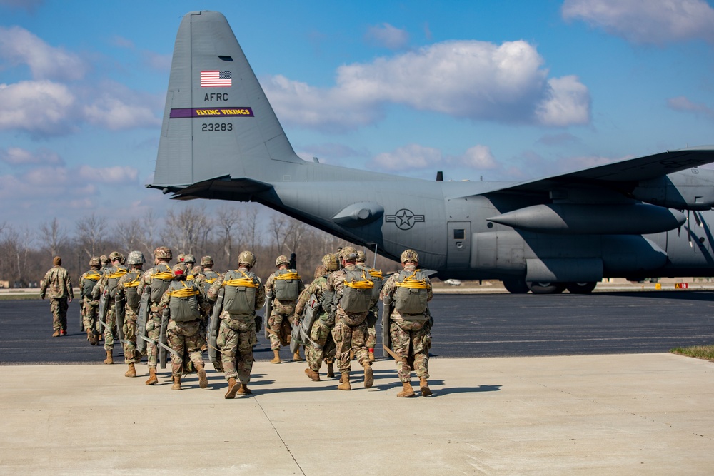 412th Civil Affairs Battalion Airborne Operations