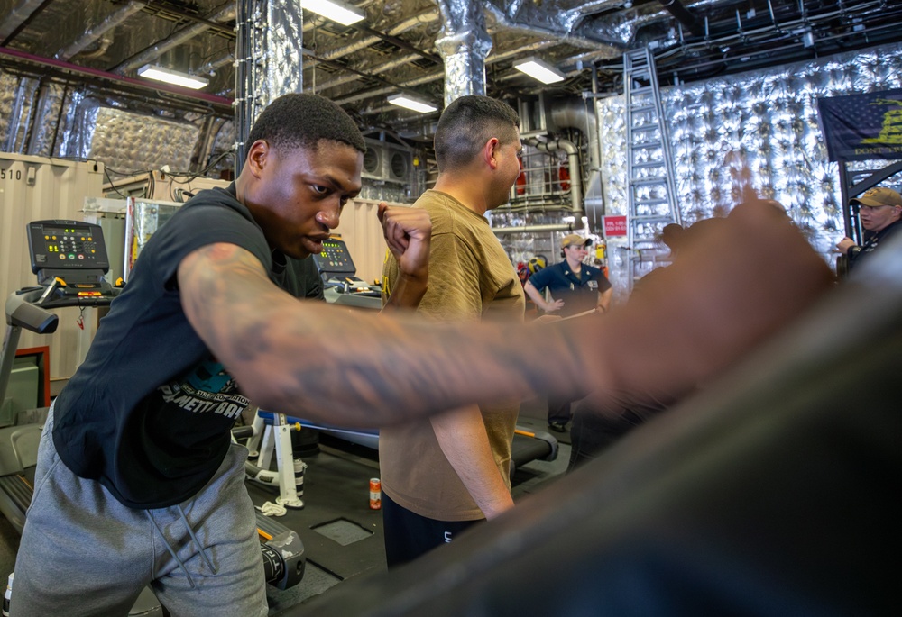 USS Mobile (LCS 26) Gold Crew conducts anti-terrorism training while underway