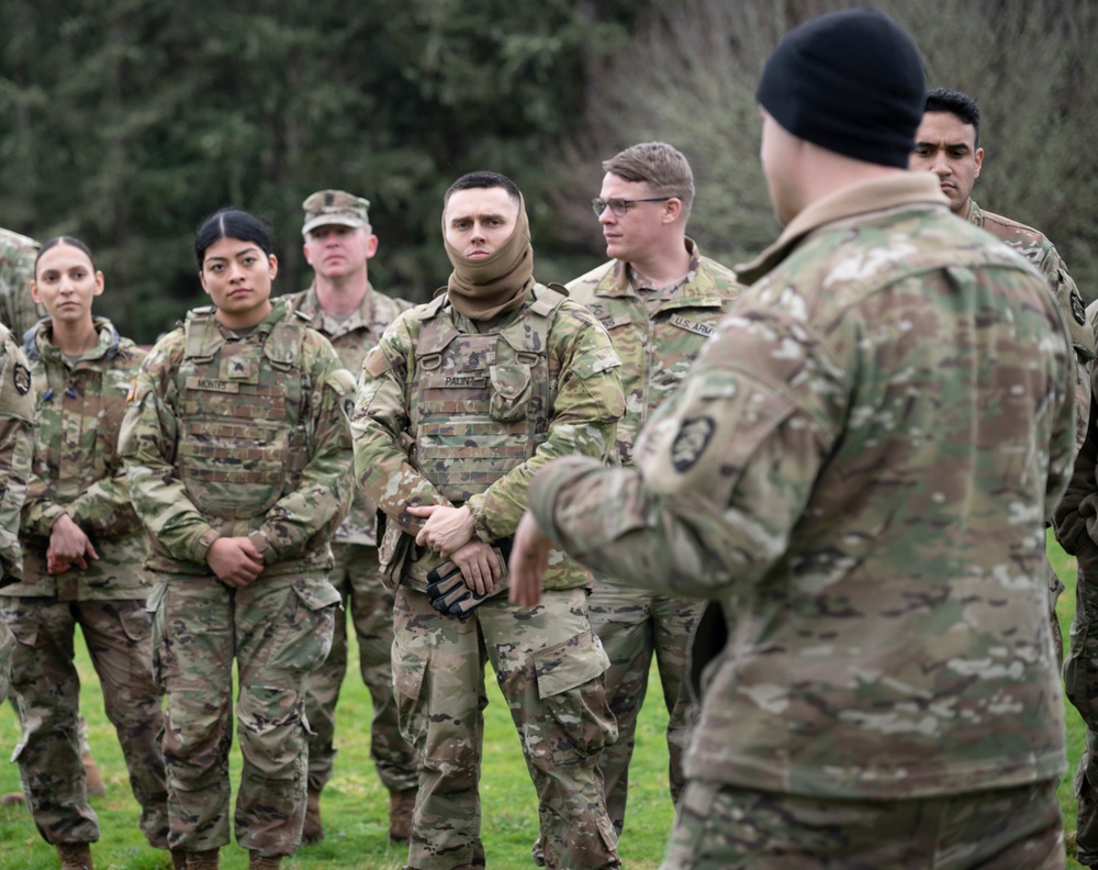 Oregon Army Guard medics complete hands-on, scenario-based training