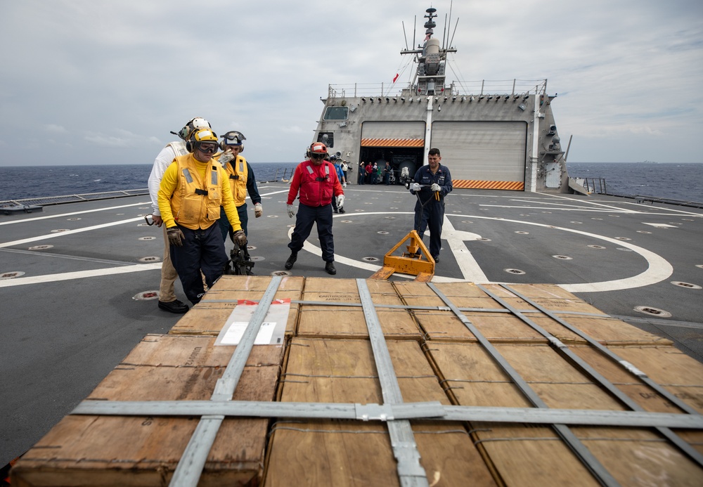 USS Mobile (LCS 26) conducts underway replenishment with USNS Wally Schirra (T-AKE 8) in South China Sea